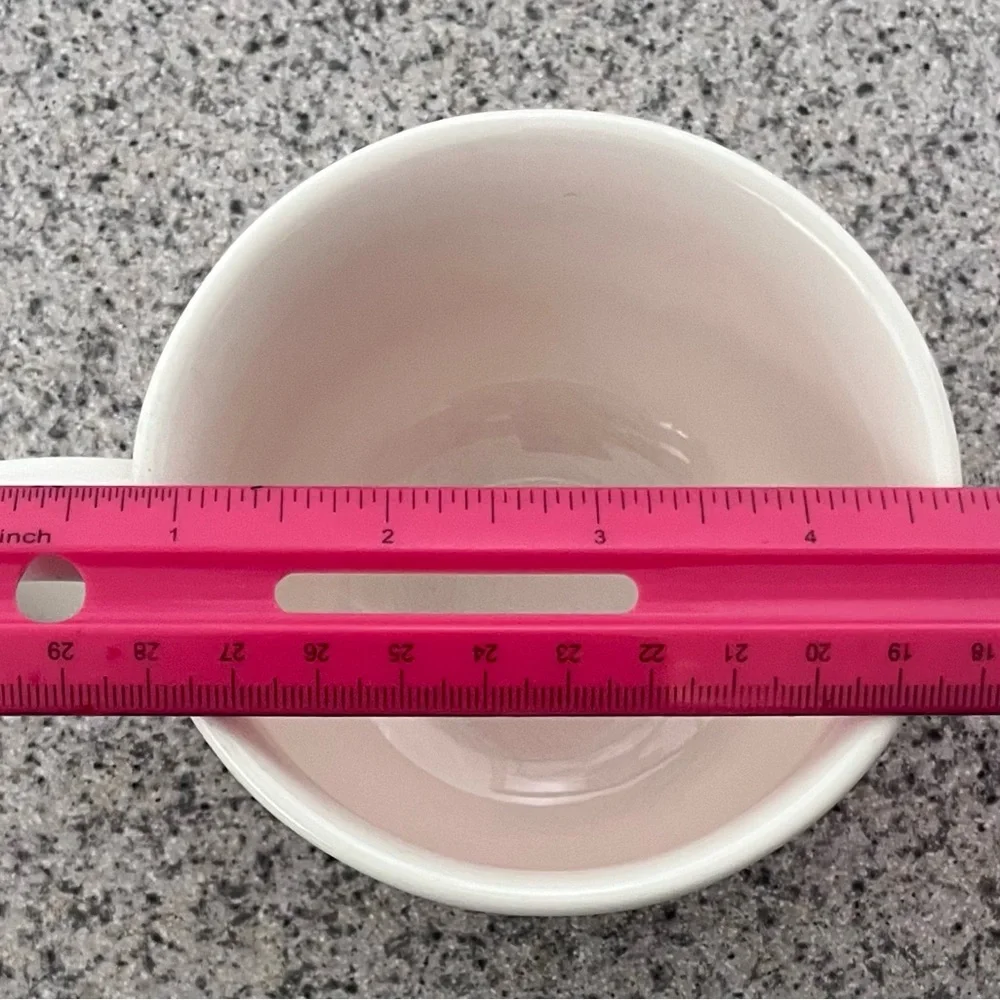 Pfaltzgraff Heritage Pattern White Ceramic Mugs - Picture 8 of 9